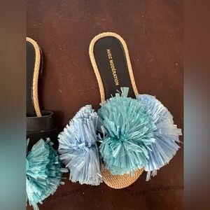 Avec Moderation sandals